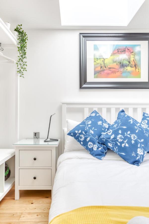 Central Bright 3 Bed Flat With Pool & Parking EDI Eksteriør billede