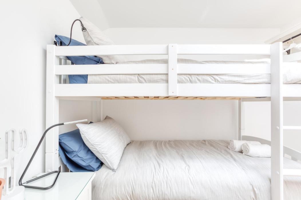 Central Bright 3 Bed Flat With Pool & Parking EDI Eksteriør billede